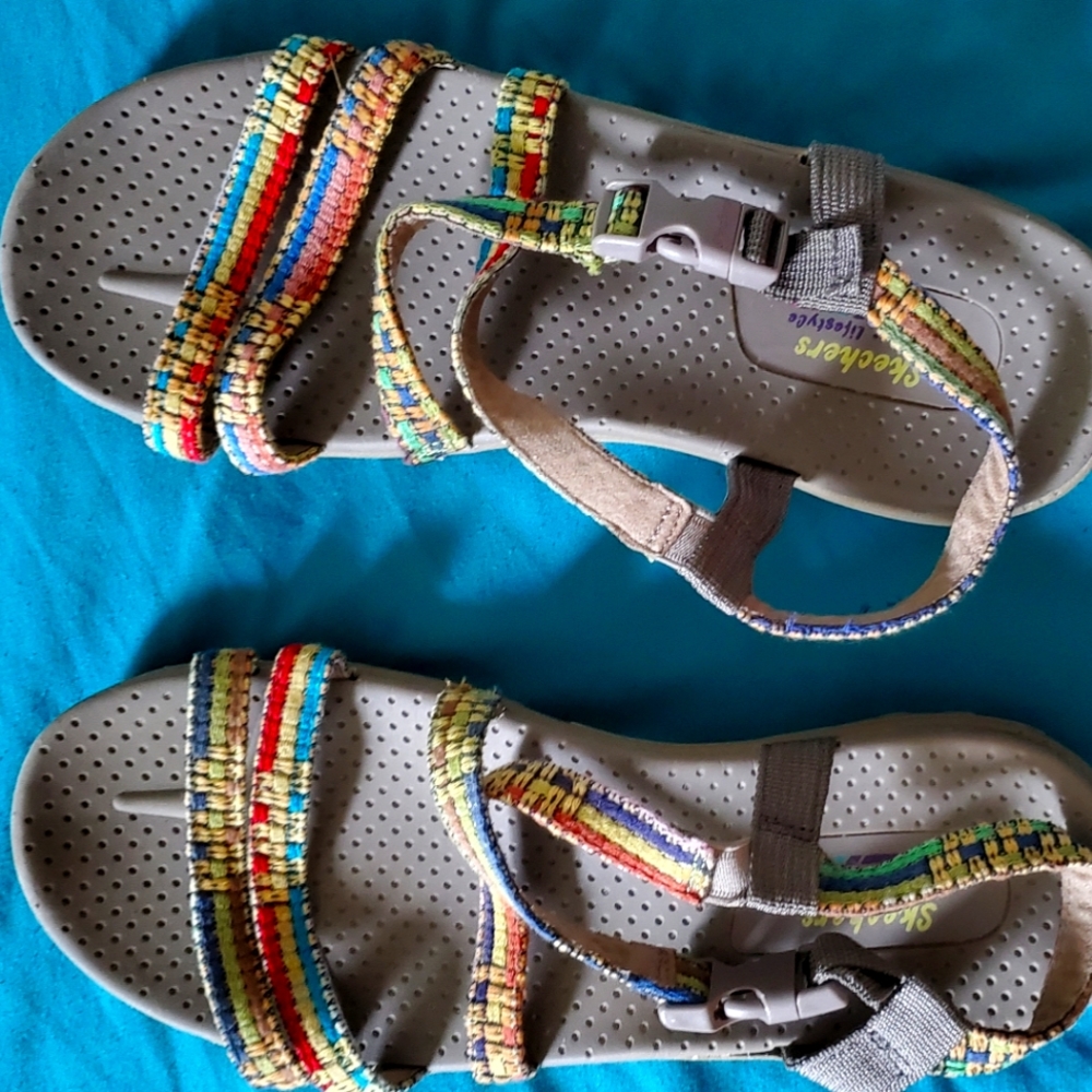 Sketchers Reggae Strappy Sandals 11